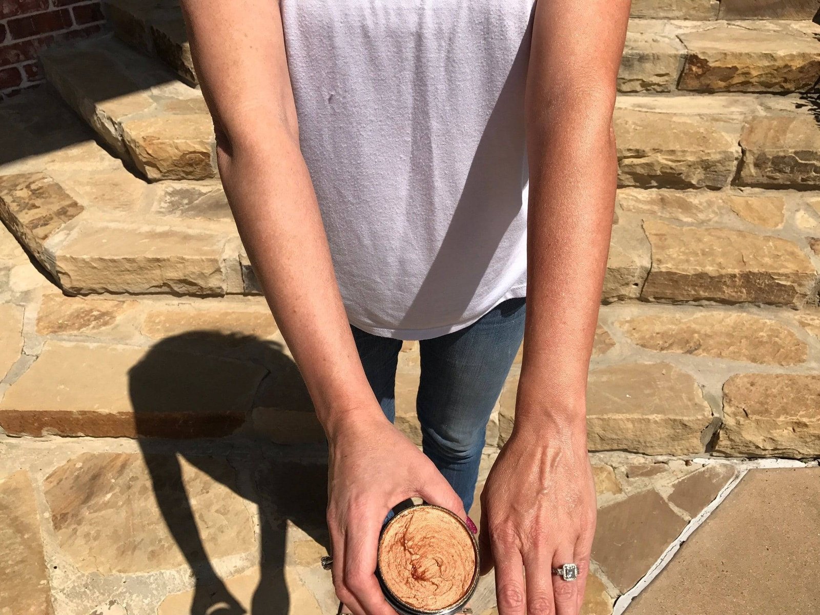 Organic Whipped Bronzing Body Butter – Hydrating Shimmer Glow | Glimmer Goddess - Image 2